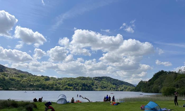 Llyn Gwynant Campsite sits on lake shore